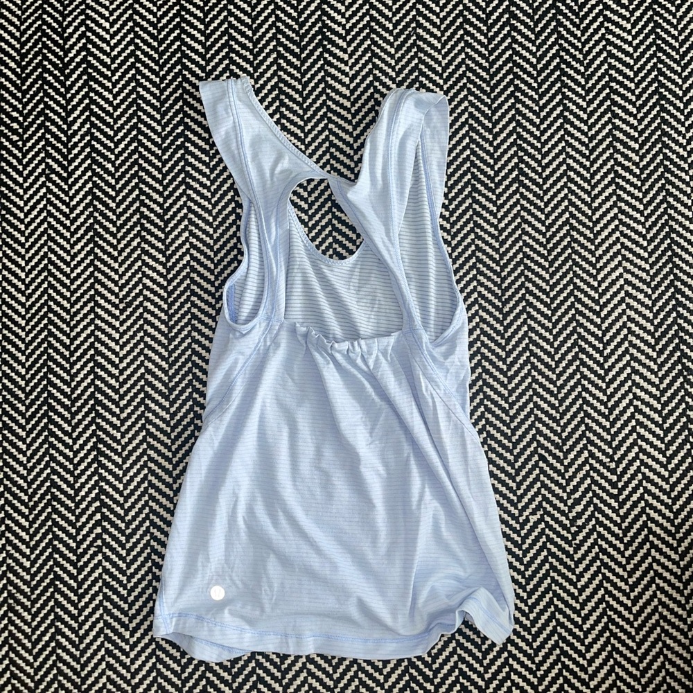 Light blue lulu top